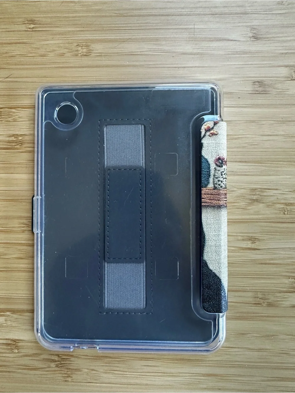 Kobo Clara (2024) sleep case clear back with hand strap